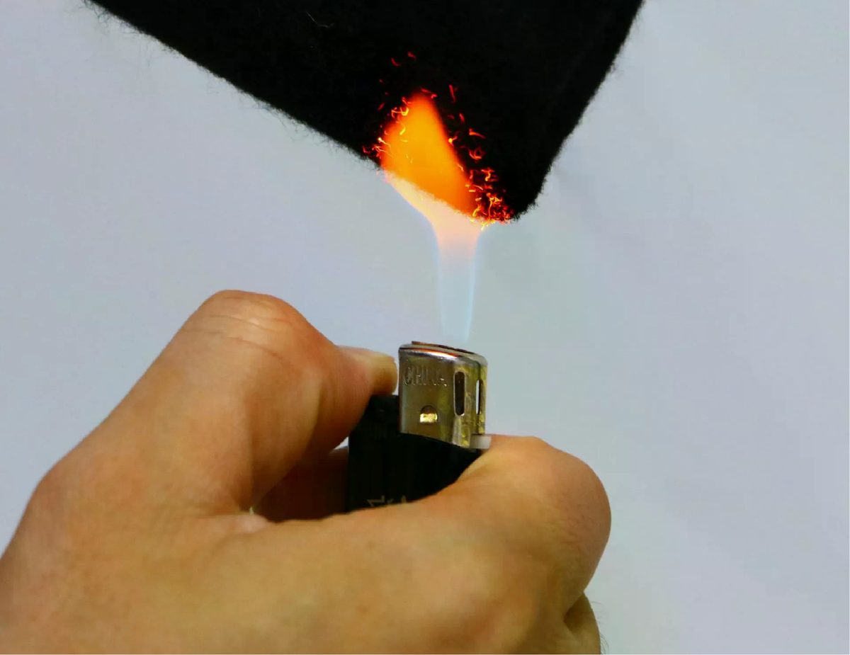 Flame test on basalt fiber fabric